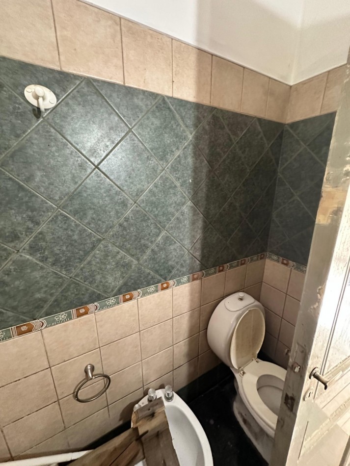 CASA 4 AMBIENTES C/ PATIO - EN ALQUILER - (Disponible para Noviembre 2026) -Gral. Pacheco y Almeyra - Remedios de Escalada