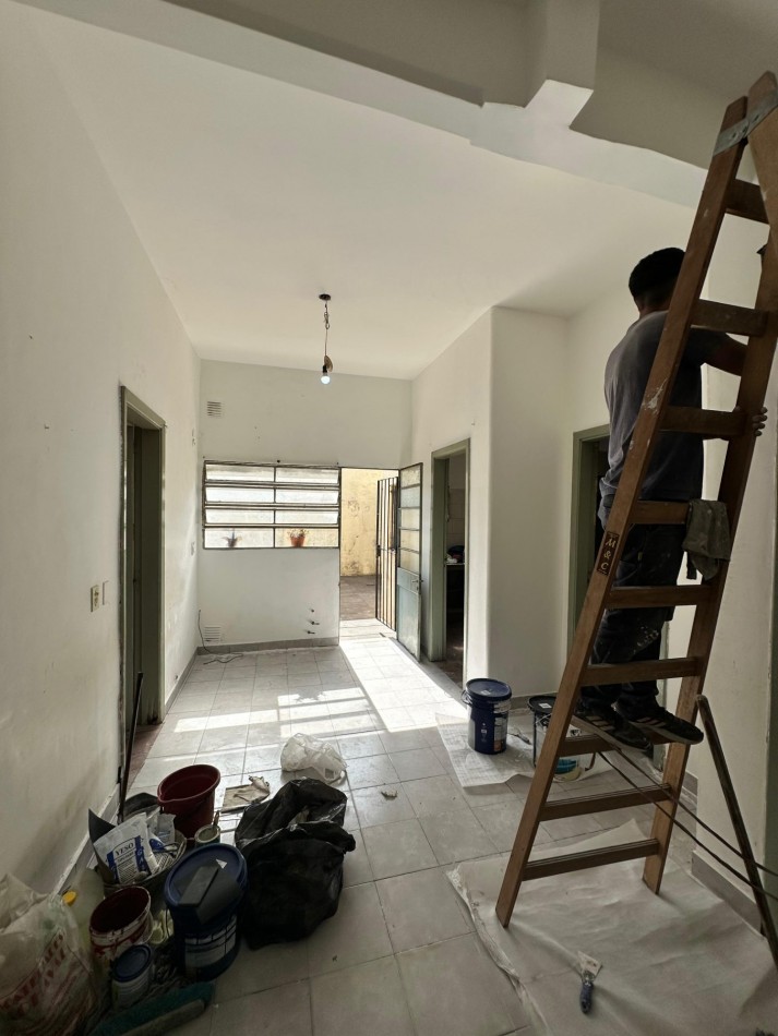 CASA 4 AMBIENTES C/ PATIO - EN ALQUILER - (Disponible para Noviembre 2026) -Gral. Pacheco y Almeyra - Remedios de Escalada