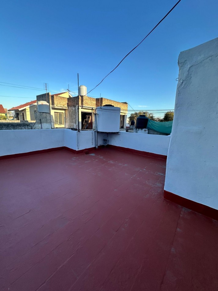PH INTERNO 3 AMB. CON TERRAZA BUEN ESTADO - Ramon Cabrero 2560 - Remedios de Escalada