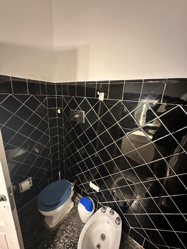 Departamento Interno Por Pasillo 2 Amb. con Patio Compartido en Alquiler - Moreno 2300 - Lanus oeste