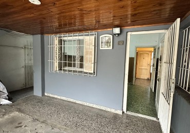 **$440.000.-** - ALQUILER - Depto Interno 2 amb. y medio Amplio - Moreno al 2300 e/Murature y Humahuaca - Lanus Oeste 