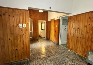 Departamento Interno Por Pasillo 2 Amb. con Patio Compartido en Alquiler - Moreno 2300 - Lanus oeste